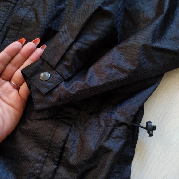 Umbro Soccer Rain Jacket - Picture 10 of 16